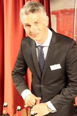 D&eacute;gustation des Bordeaux primeurs 2015 - Cyrille Thienpont des Ch&acirc;teaux Pavie-Macquin, Larcis-Ducasse et Berliquet (St-Emilion)
