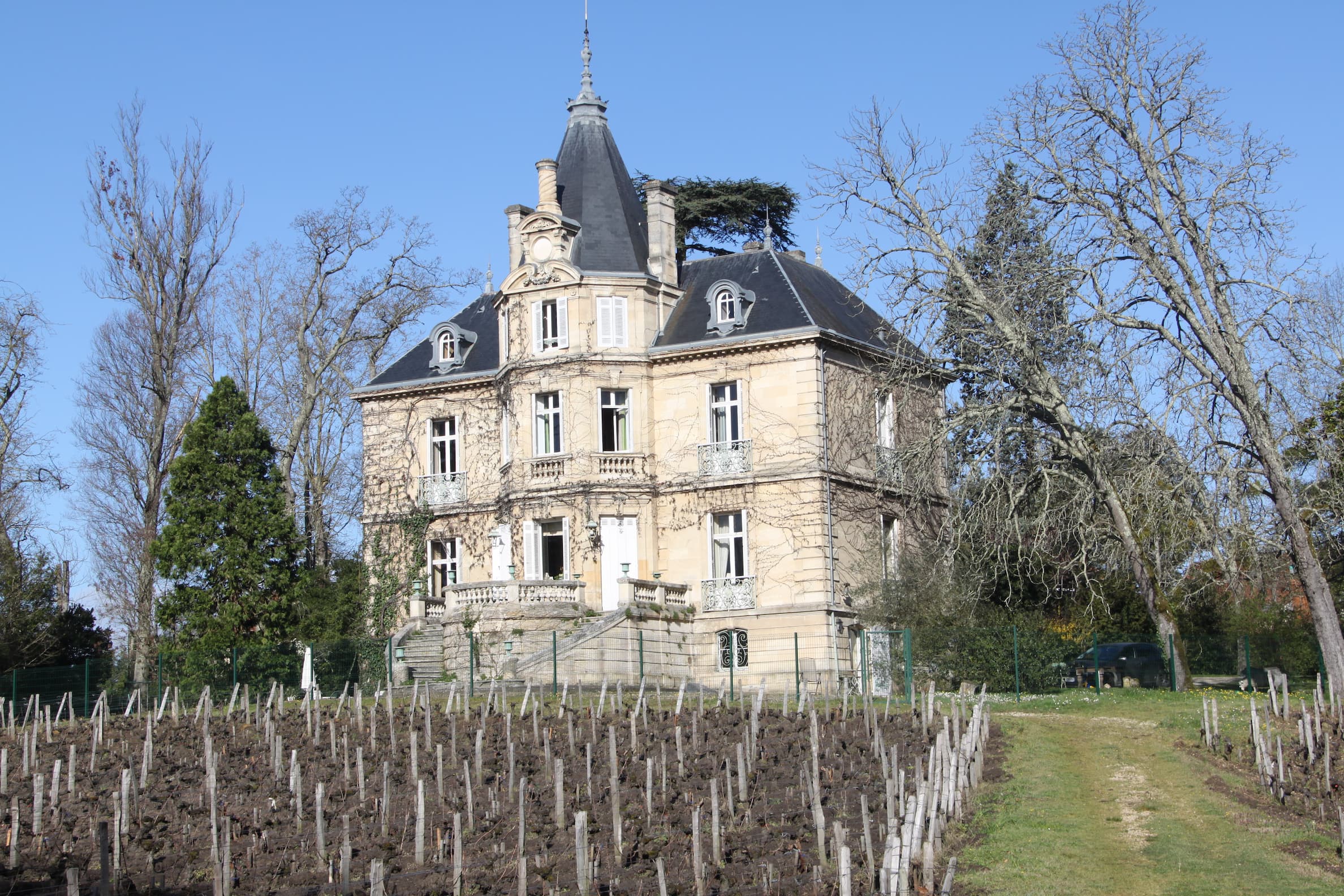 chateau carmes haut brion