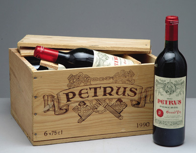 Bouteille de Petrus 2012